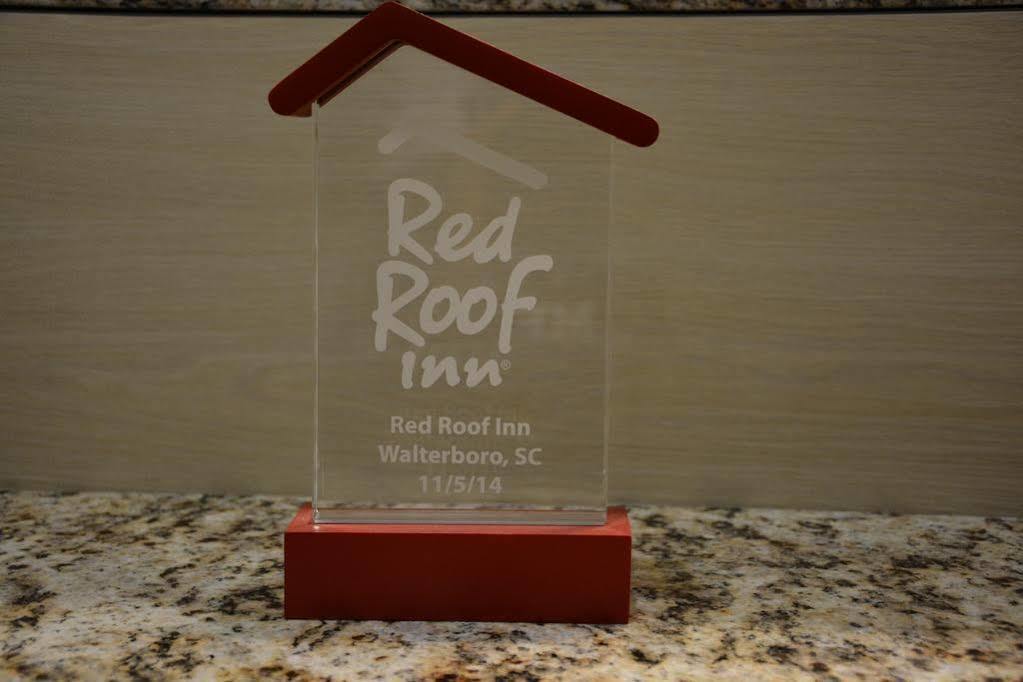 Red Roof Inn Волтерборо Екстер'єр фото